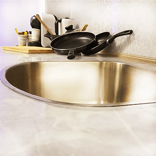 Thick-glass-surfaces